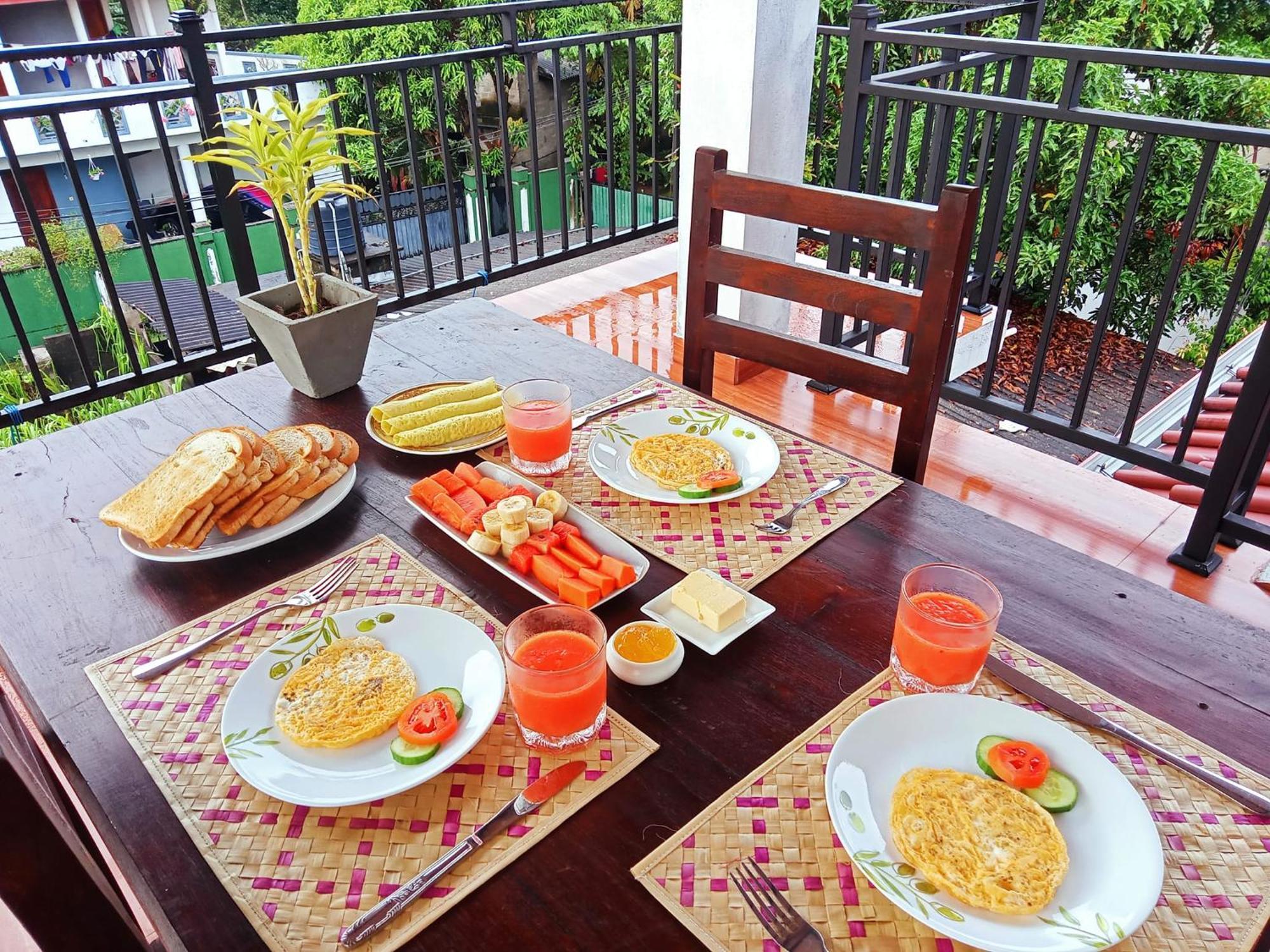 Ayubowan Homestay Катунаяка Экстерьер фото